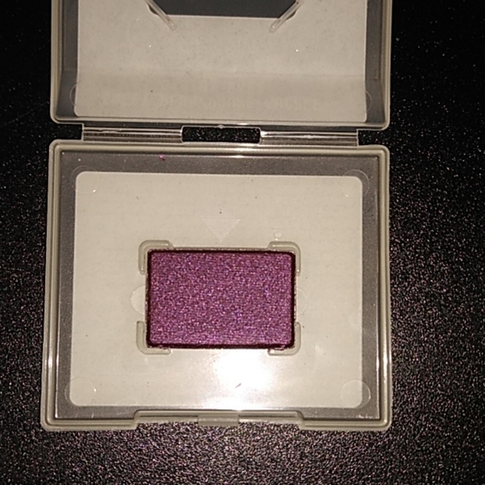 Mineral Eye color